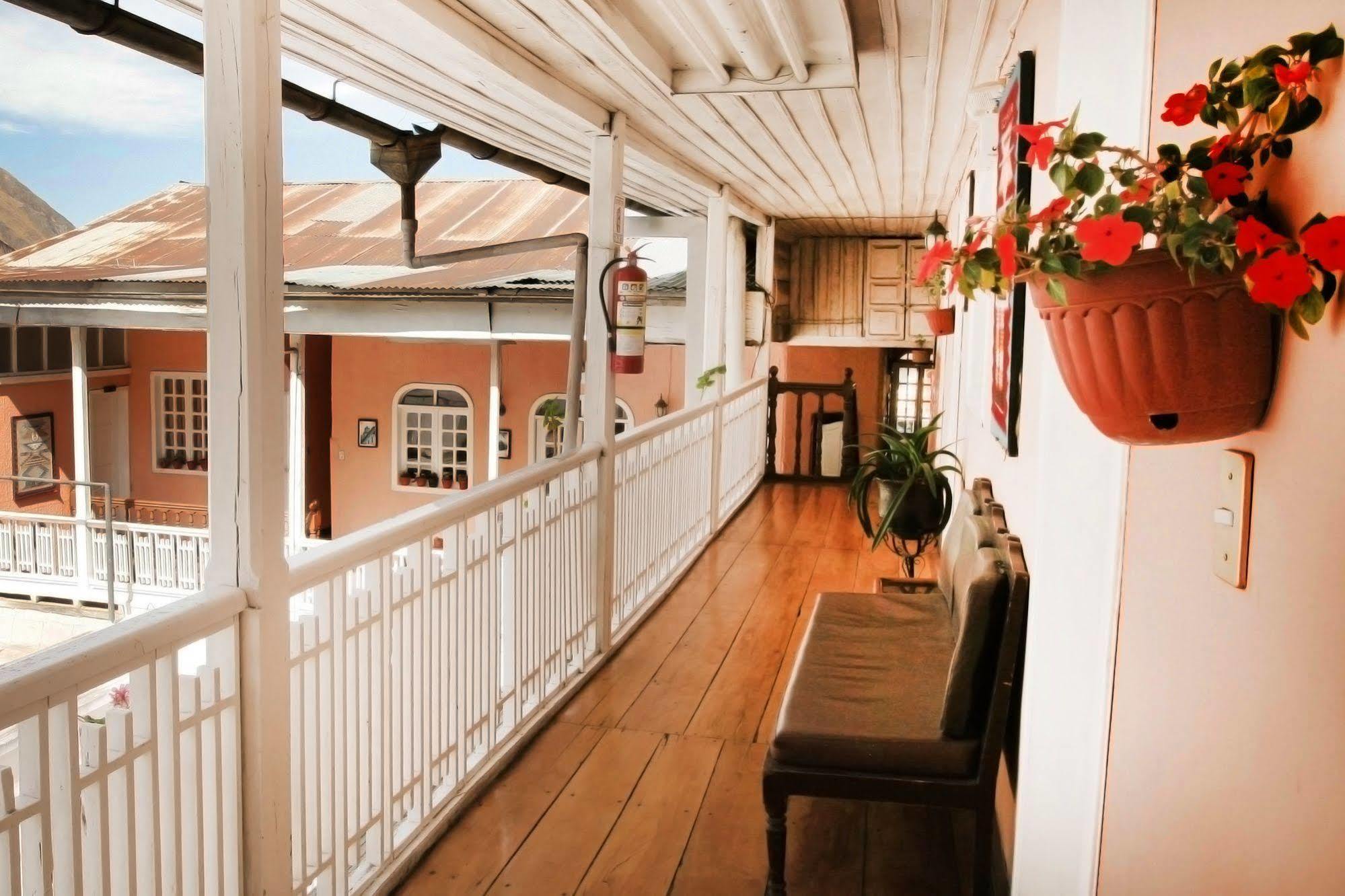 Hotel Europa Alausí Eksteriør billede
